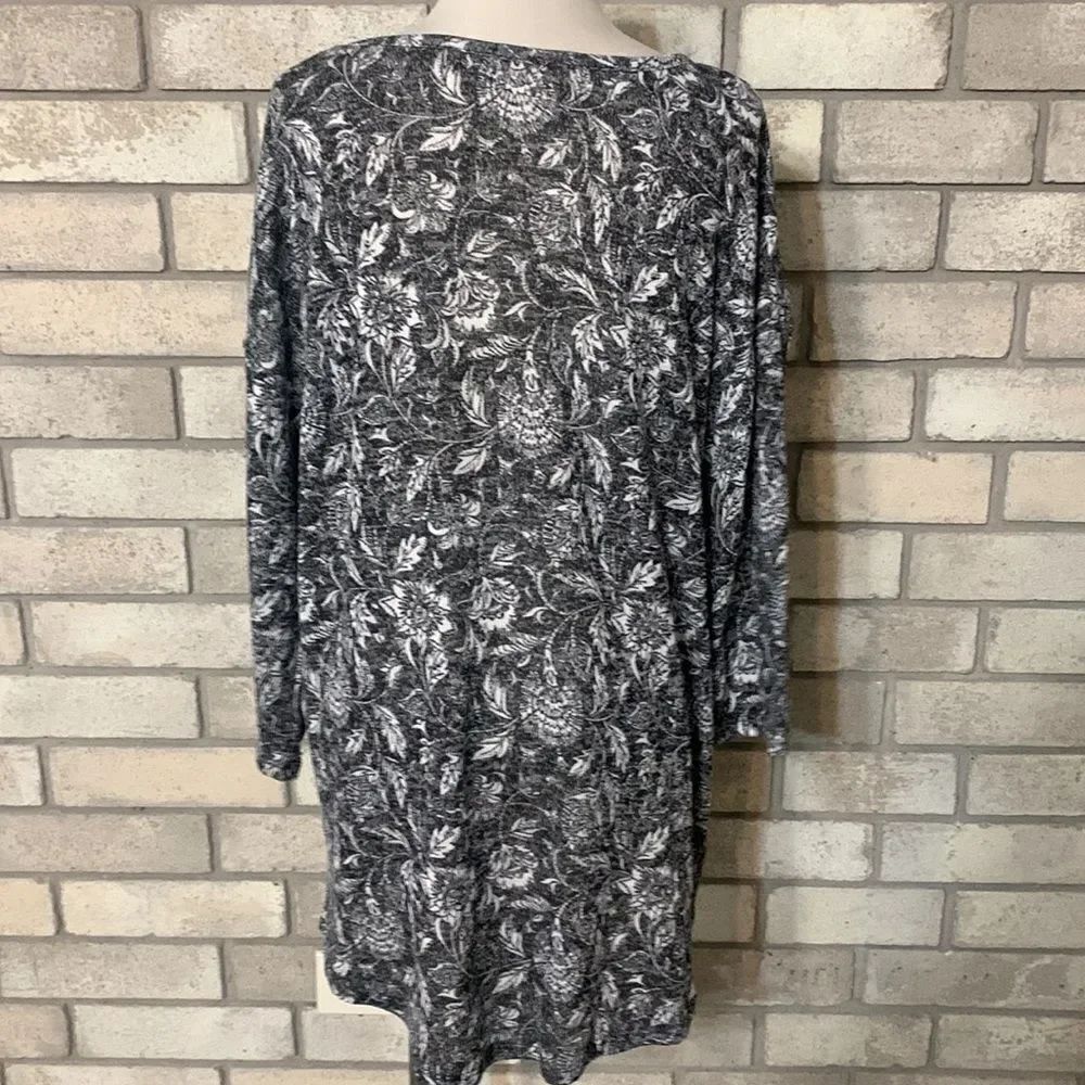 3for$20 blouse  large - Picture 2 of 3
